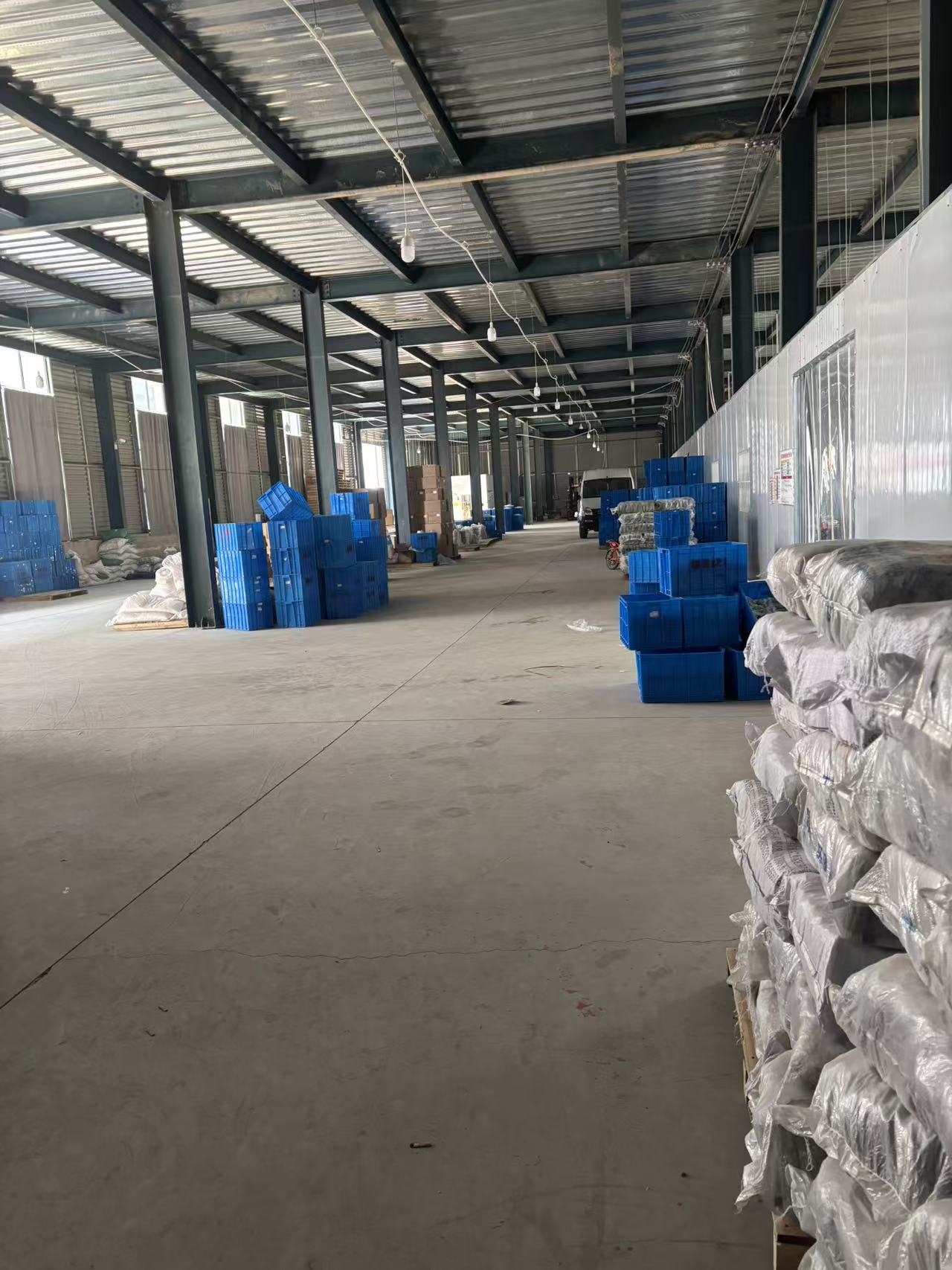 灯饰生产车间整体环境照片